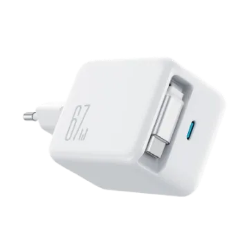 صورة شاحن GaN بقدرة 67 واط مع كابل قابل للسحب طراز JR-TCL06 من جوي روم