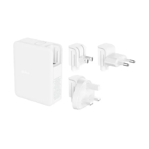 صورة شاحن حائط BoostCharge PRO بتقنية GaN بعدد 4 منافذ وبقوة 140 واط من بيلكن