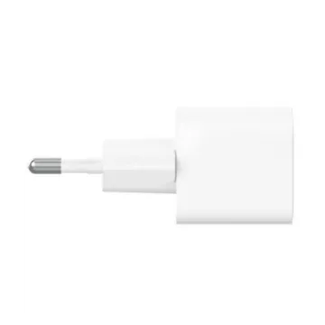 صورة شاحن حائط USB-C مكعب بقوة 30 واط مع دعم PPS من بيلكن