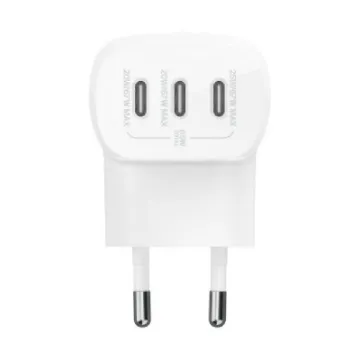 صورة شاحن حائط بثلاثة منافذ USB-C PD بقوة إجمالية 67 واط مع دعم PPS (25 واط + 20 واط + 20 واط) من بيلكن